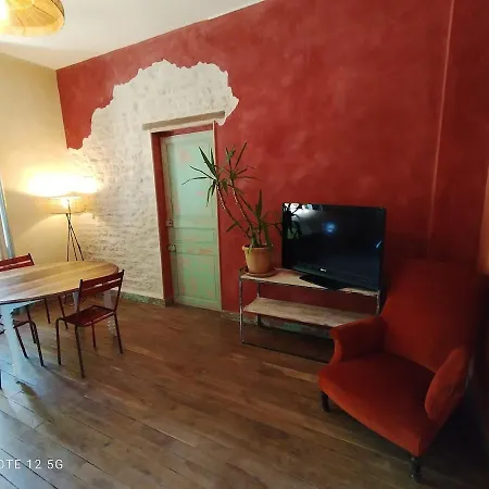 Les Grenouilles Lägenhet *