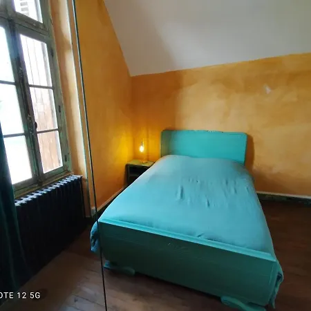 Les Grenouilles Lägenhet